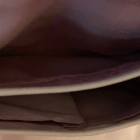 SOHO Coach Pink and Cream Signature Canvas Shoulder Bag with Gold Hardware - Picture 5 of 10